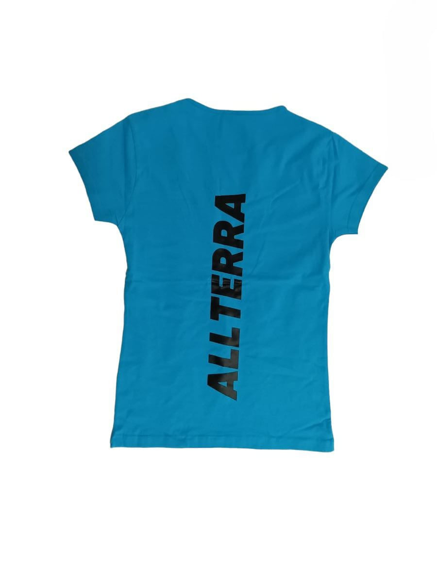 Polera manga corta azul celeste